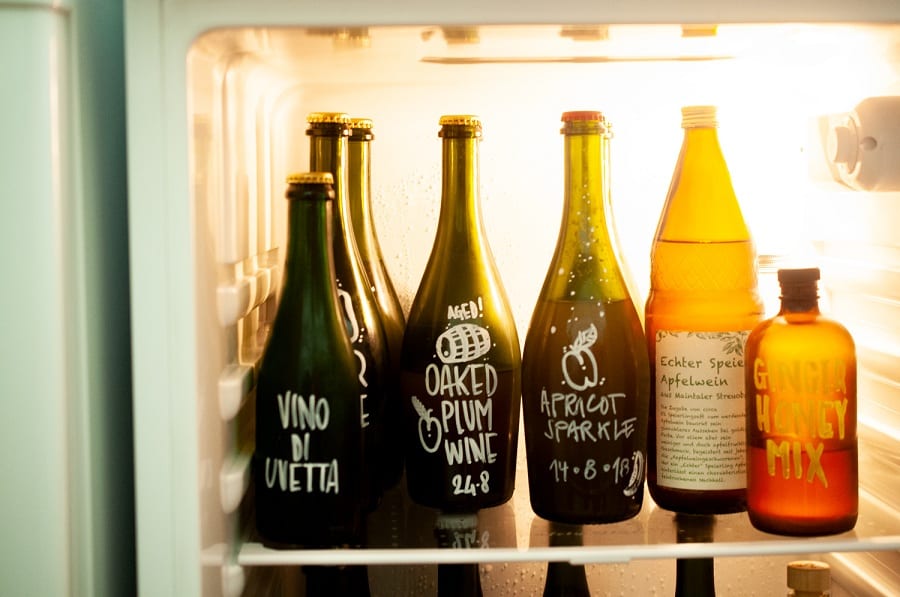 Le bottiglie nel frigo di Scarto